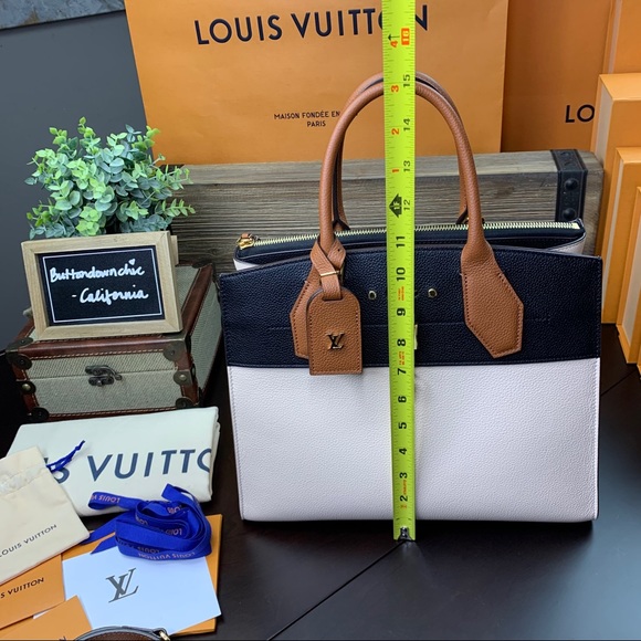 Authentic Louis Vuitton City Steamer MM - Picture 11 of 16